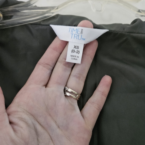 Green Jacket - Picture 3 of 7